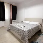 Apartment Happy 1